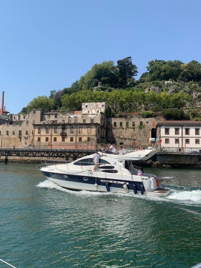 Porto Private Yacht- Accommodation Douro River Eksteriør billede